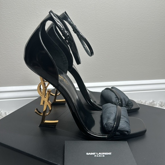 Saint Laurent OPYUM PATENT LEATHER HEELS with Gold hardware size 40EU - Picture 3 of 16